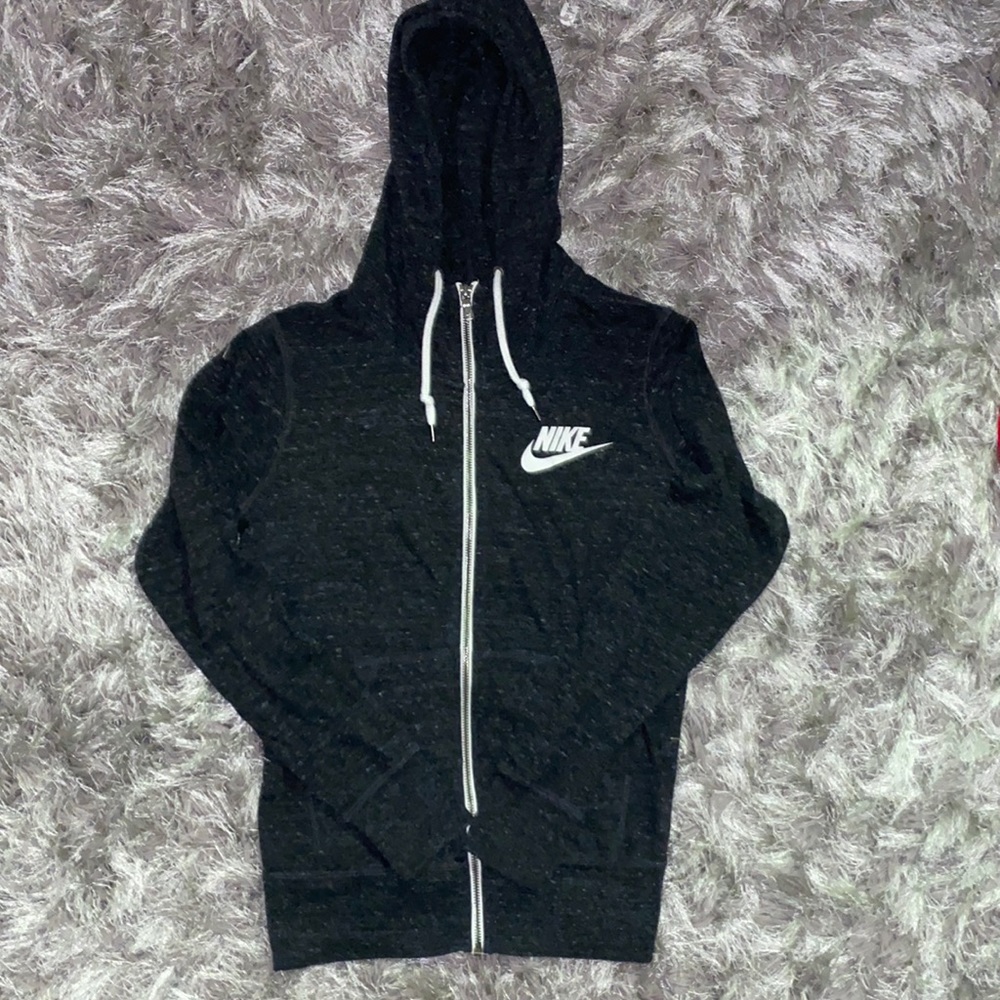 Women’s Nike zip up jacket